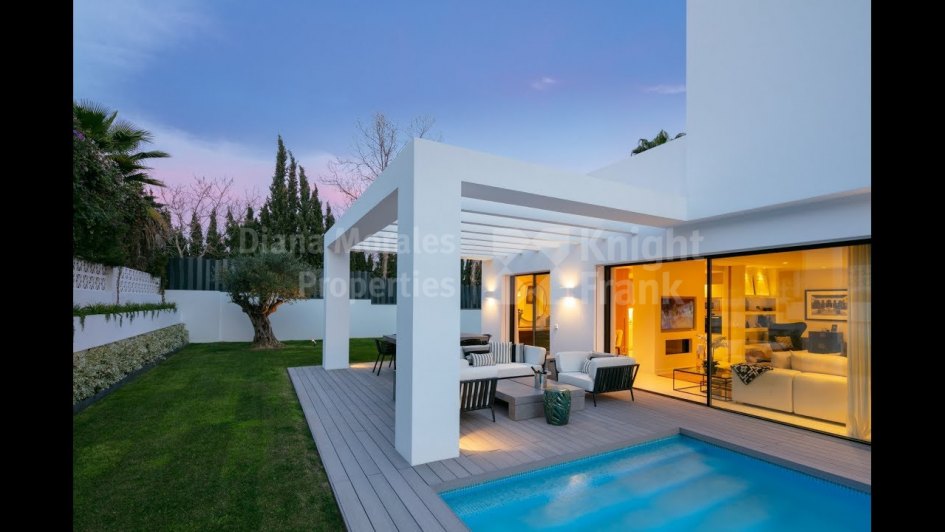 Villa zum Verkauf in Guadalmina Alta, San Pedro de Alcantara