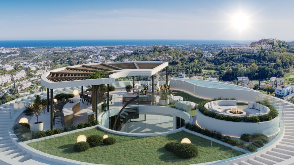 Benahavis, Unique penthouse with panoramic sea views