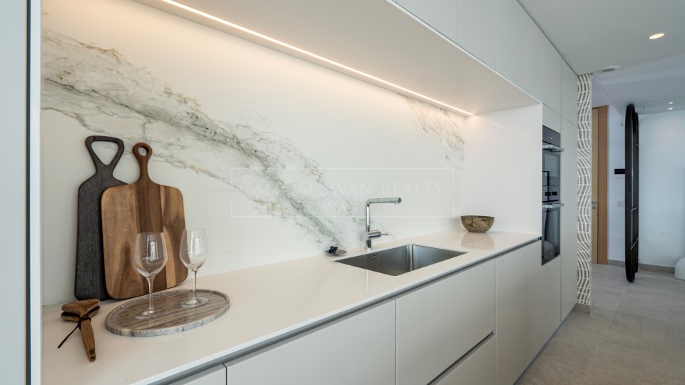 Benahavis, Penthouse unique avec vue panoramique sur la mer