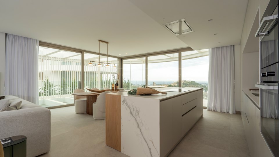 Benahavis, Penthouse unique avec vue panoramique sur la mer