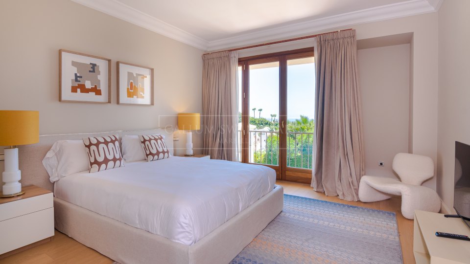 Marbella Golden Mile, Preciosa villa familiar con encanto andaluz en Balcones de Sierra Blanca