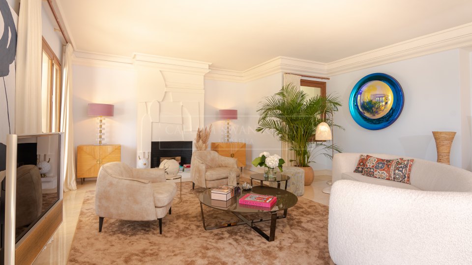 Marbella Golden Mile, Preciosa villa familiar con encanto andaluz en Balcones de Sierra Blanca