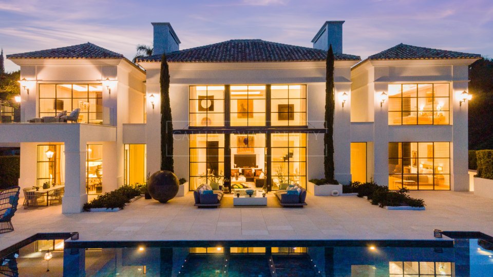 Benahavis, Elegant luxury villa in Los Flamingos