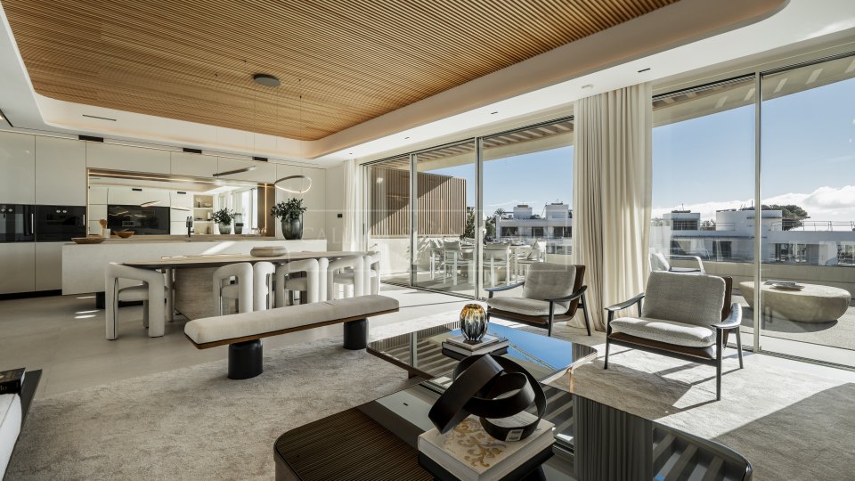 Marbella East, Frontline Beach Duplex with Private Pool in Las Chapas