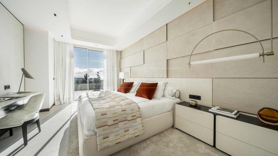 Marbella East, Frontline Beach Duplex with Private Pool in Las Chapas