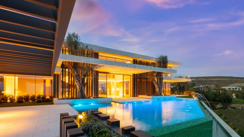 Benahavis, Spectacular luxury villa for sale in Los Flamingos