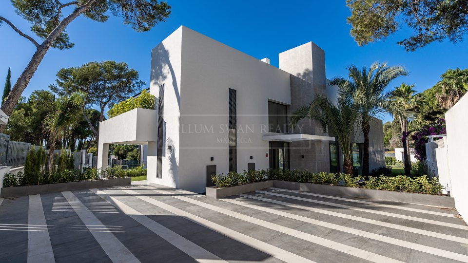 Marbella Golden Mile, Impresionante villa moderna con vistas al mar en la Milla de Oro de Marbella
