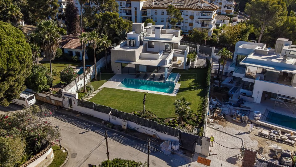 Marbella Golden Mile, Impresionante villa moderna con vistas al mar en la Milla de Oro de Marbella