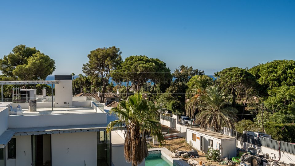 Marbella Golden Mile, Impresionante villa moderna con vistas al mar en la Milla de Oro de Marbella