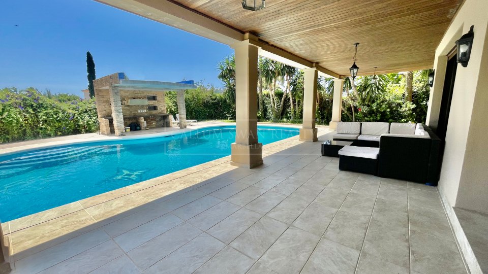 Marbella Golden Mile, Bonita villa privada en la Milla de Oro