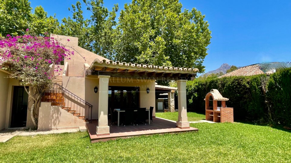 Marbella Golden Mile, Bonita villa privada en la Milla de Oro