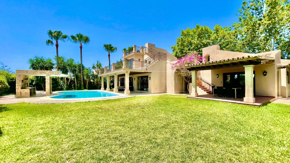 Marbella Golden Mile, Beautiful private villa on the Golden Mile