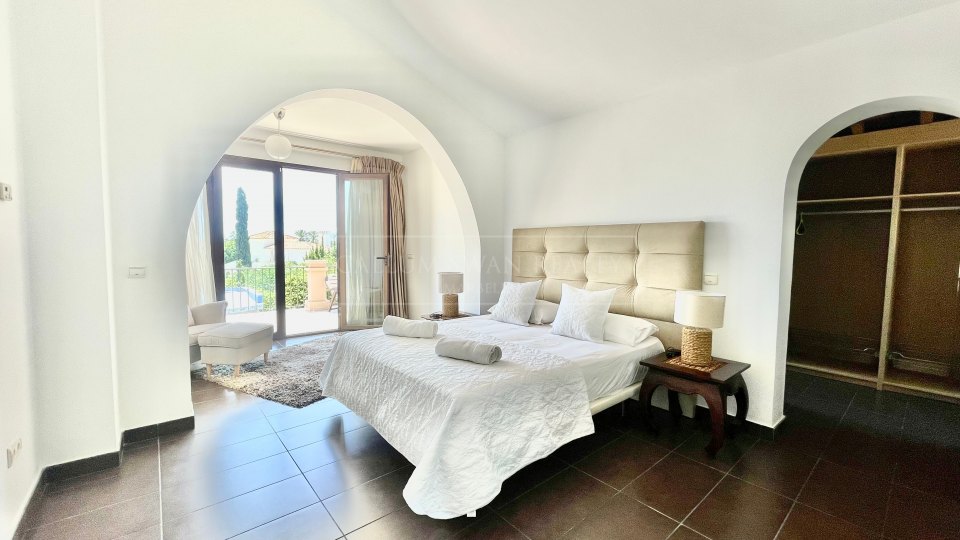 Marbella Golden Mile, Bonita villa privada en la Milla de Oro