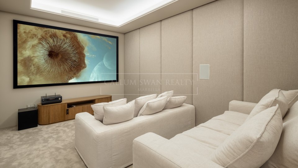 Nueva Andalucia, Villa de golf à Las Brisas avec vue sur le golf et les montagnes