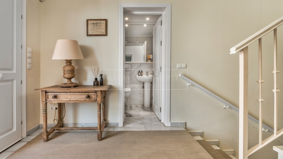 Marbella Golden Mile, Preciosa villa familiar con impresionantes vistas al mar en Cascada de Camoján