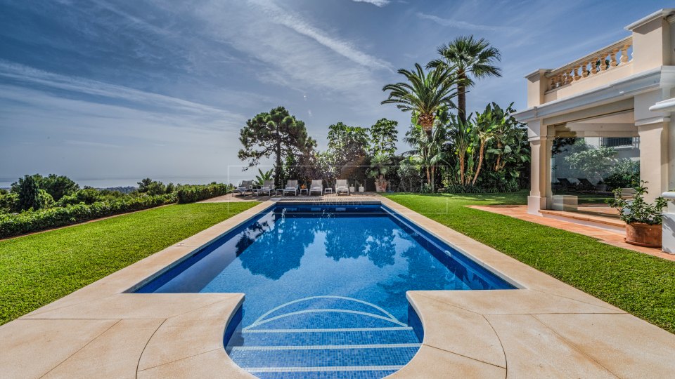 Marbella Golden Mile, Preciosa villa familiar con impresionantes vistas al mar en Cascada de Camoján