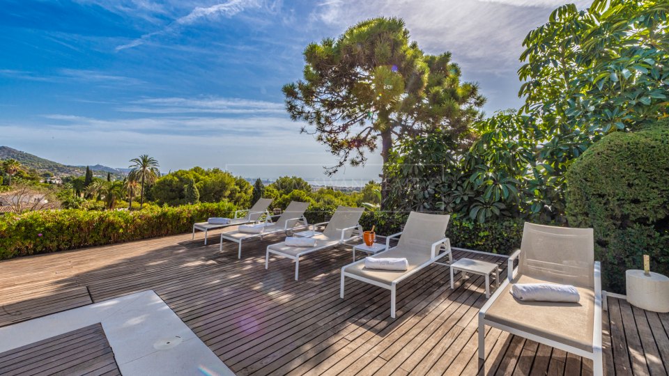 Marbella Golden Mile, Preciosa villa familiar con impresionantes vistas al mar en Cascada de Camoján