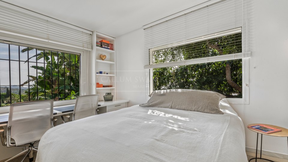 Marbella Golden Mile, Preciosa villa familiar con impresionantes vistas al mar en Cascada de Camoján