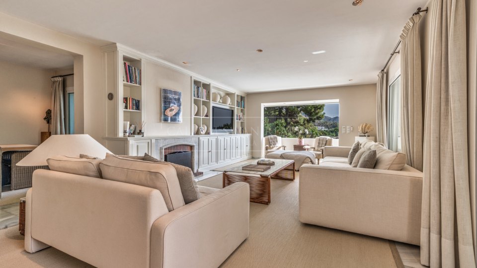 Marbella Golden Mile, Preciosa villa familiar con impresionantes vistas al mar en Cascada de Camoján