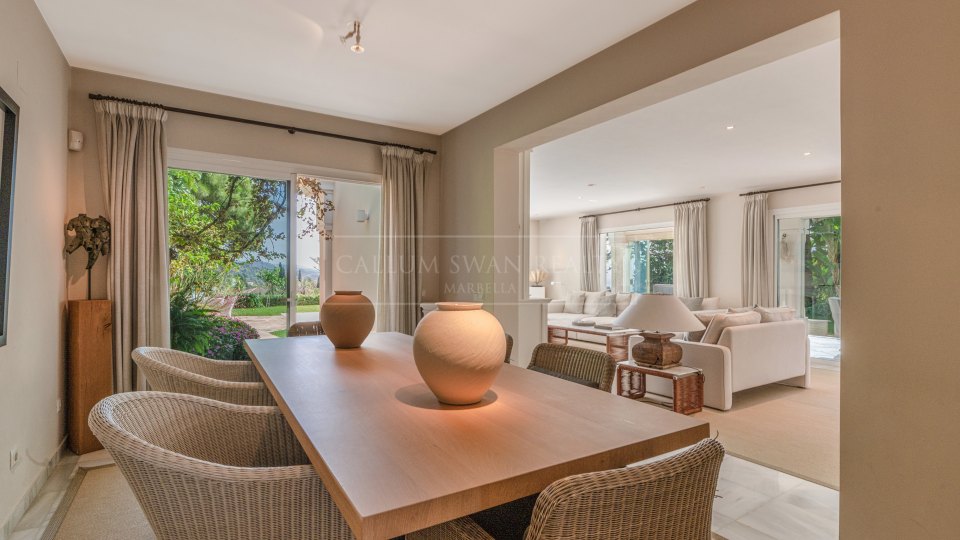 Marbella Golden Mile, Preciosa villa familiar con impresionantes vistas al mar en Cascada de Camoján