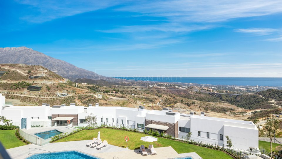 Benahavis, Real de La Quinta - luxurious penthouse with panoramic sea views