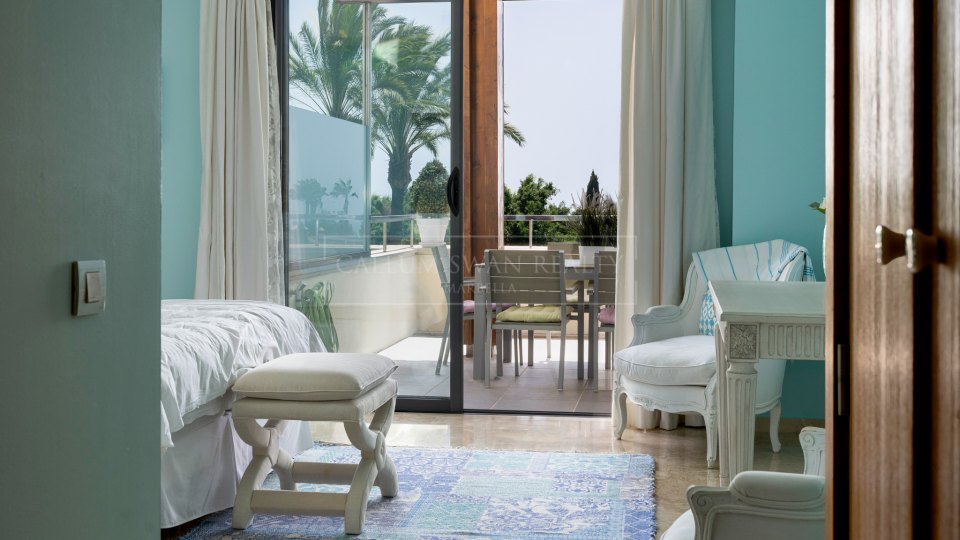 Marbella Golden Mile, Apartamento en la Milla de Oro con vistas al mar