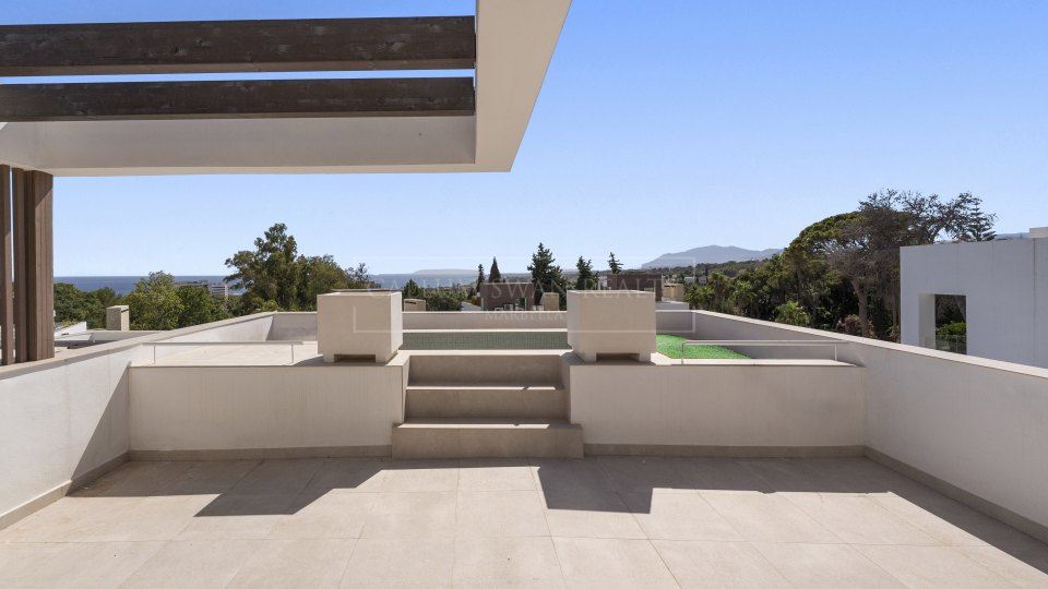 Marbella Golden Mile, Modern Villa with Sea Views on Marbella’s Golden Mile