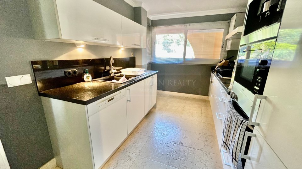 Nueva Andalucia, Apartamento en alquiler para largo temporada en Magna Marbella