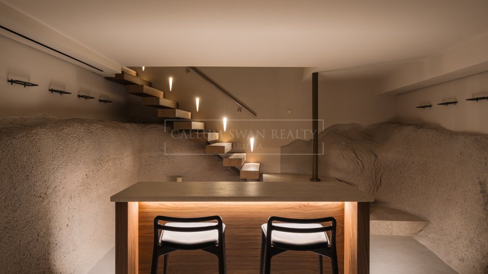Nueva Andalucia, Villa moderne en construction dans la vallée de golf de Nueva Andalucia