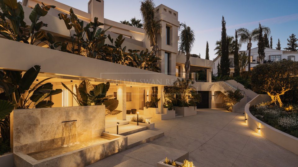 Nueva Andalucia, Villa moderne en construction dans la vallée de golf de Nueva Andalucia