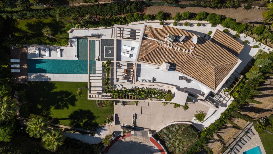 Nueva Andalucia, Villa moderne en construction dans la vallée de golf de Nueva Andalucia