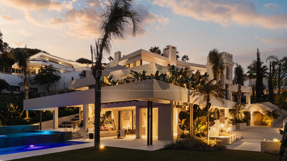 Nueva Andalucia, Villa moderne en construction dans la vallée de golf de Nueva Andalucia