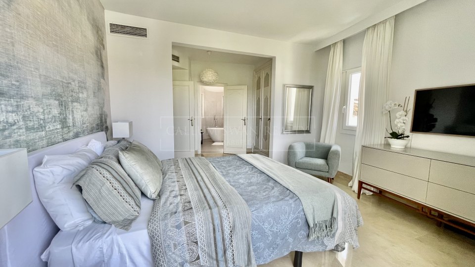 Marbella Golden Mile, Encantadora Casa Adosada en Ancón Sierra, Milla de Oro de Marbella