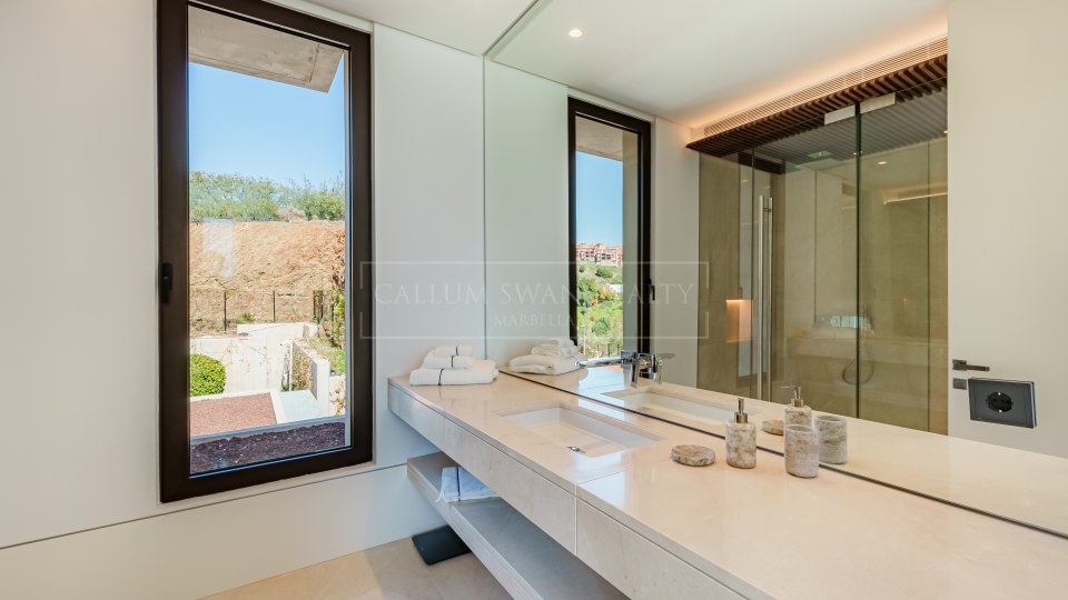 Benahavis, Villa excepcional con vistas panorámicas en venta en La Quinta, Benahavís