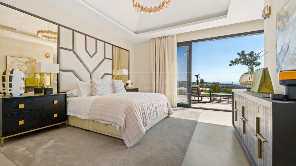 Benahavis, Villa moderne de six chambres avec vue dégagée à La Quinta, Benahavís