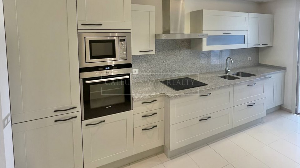 Marbella Golden Mile, Appartement de luxe au rez-de-chaussée à La Trinidad