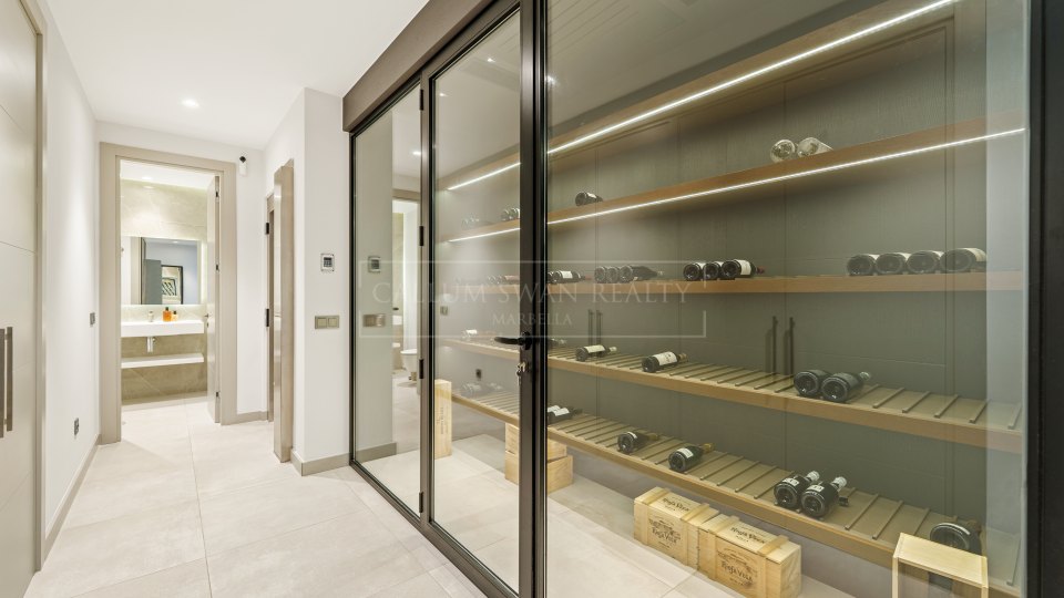 Nueva Andalucia, Villa moderne de cinq chambres dans la Vallée du Golf de Nueva Andalucia