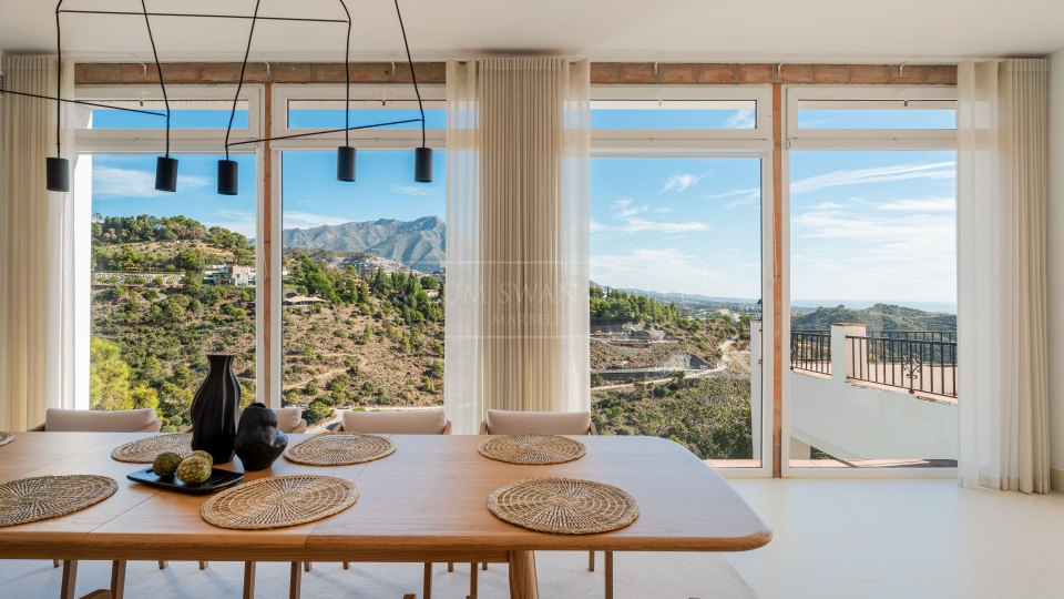 Benahavis, Villa refinada con vistas panorámicas en venta en El Madroñal, Benahavís