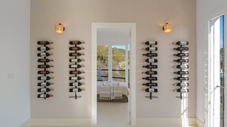 Benahavis, Villa refinada con vistas panorámicas en venta en El Madroñal, Benahavís