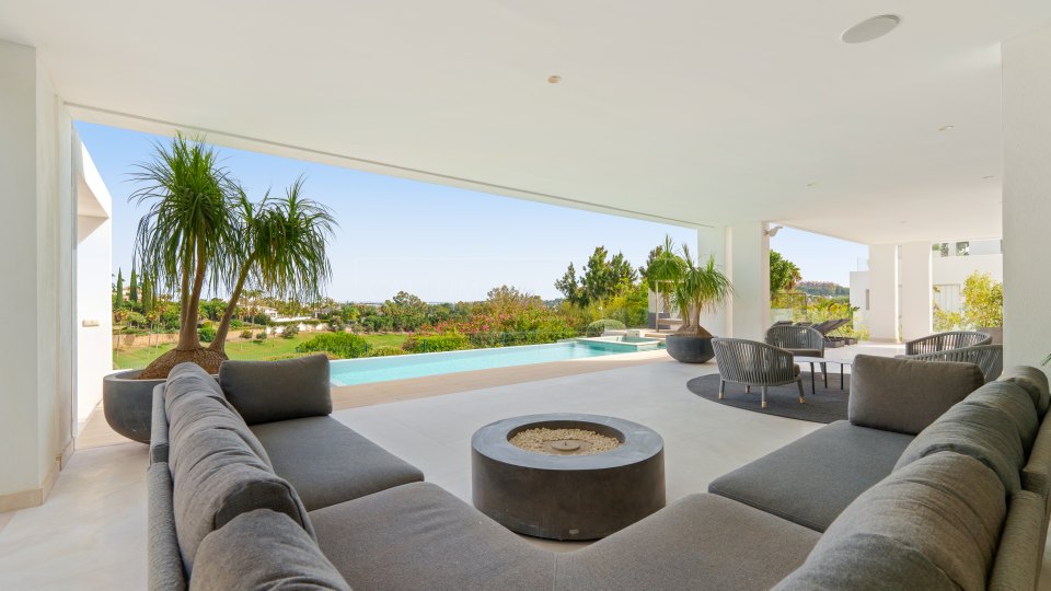 Nueva Andalucia, Moderna villa de golf en primera línea de venta en Nueva Andalucía, Marbella