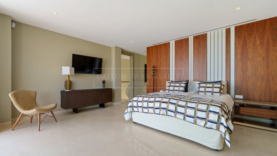 Nueva Andalucia, Moderna villa de golf en primera línea de venta en Nueva Andalucía, Marbella