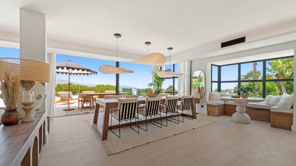 Nueva Andalucia, Excepcional villa de estilo andaluz en venta en Nueva Andalucía, Marbella