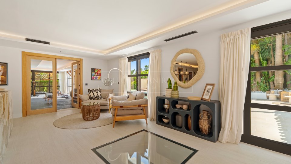 Nueva Andalucia, Excepcional villa de estilo andaluz en venta en Nueva Andalucía, Marbella