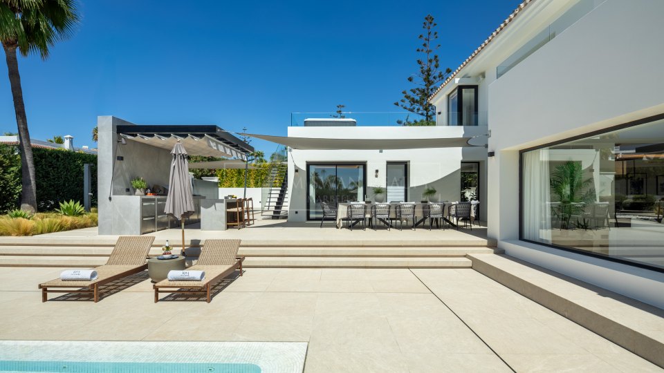 Nueva Andalucia, Villa moderne en première ligne avec vue sur la mer dans la vallée du golf de Nueva Andalucía