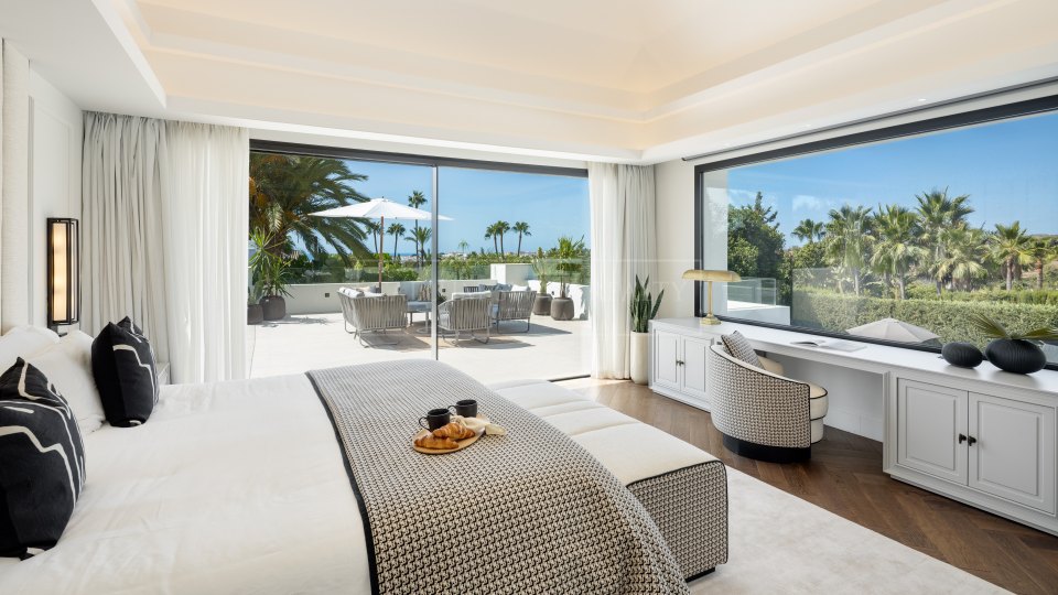 Nueva Andalucia, Villa moderne en première ligne avec vue sur la mer dans la vallée du golf de Nueva Andalucía