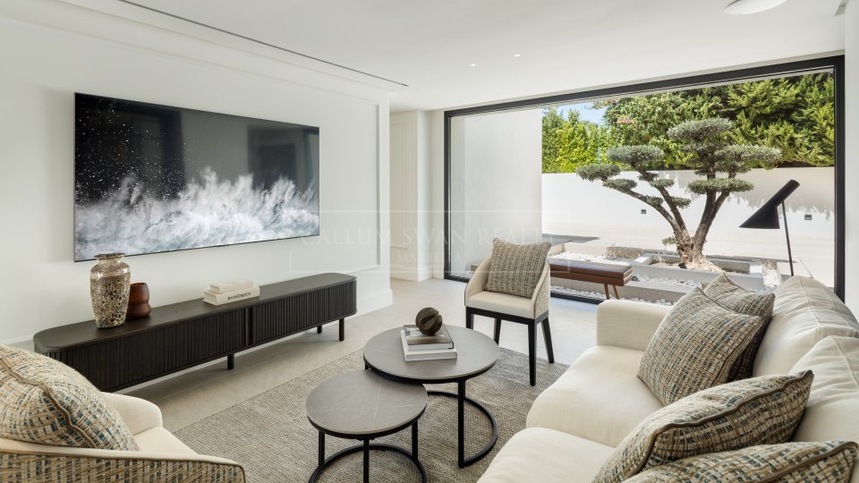 Nueva Andalucia, Villa moderne en première ligne avec vue sur la mer dans la vallée du golf de Nueva Andalucía