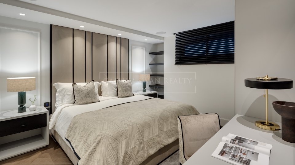 Nueva Andalucia, Villa moderne en première ligne avec vue sur la mer dans la vallée du golf de Nueva Andalucía