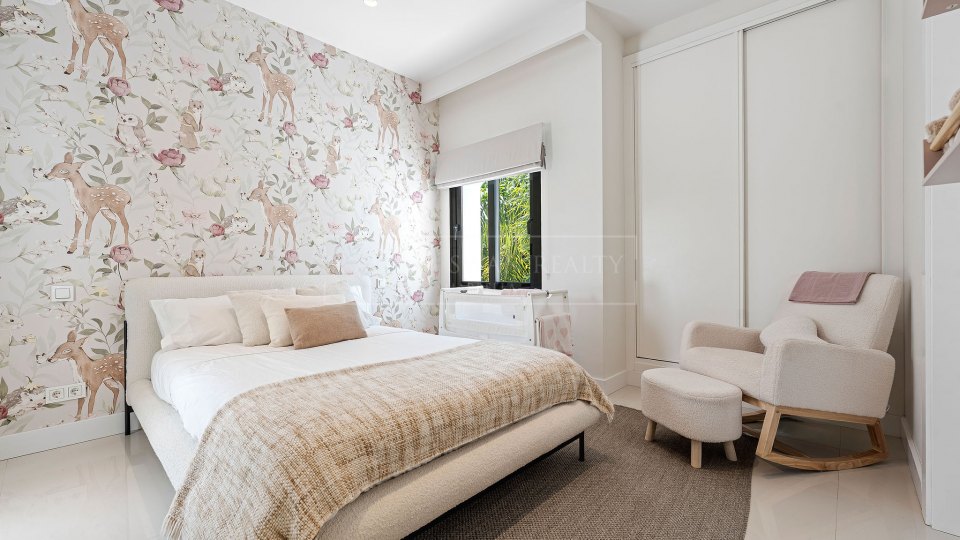 Benahavis, Family Villa for Sale in La Quinta, Benahavís