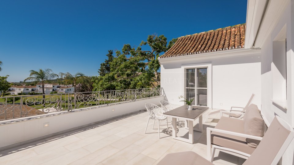 Nueva Andalucia, Luxury Frontline Golf Villa for Sale in La Cerquilla, Marbella