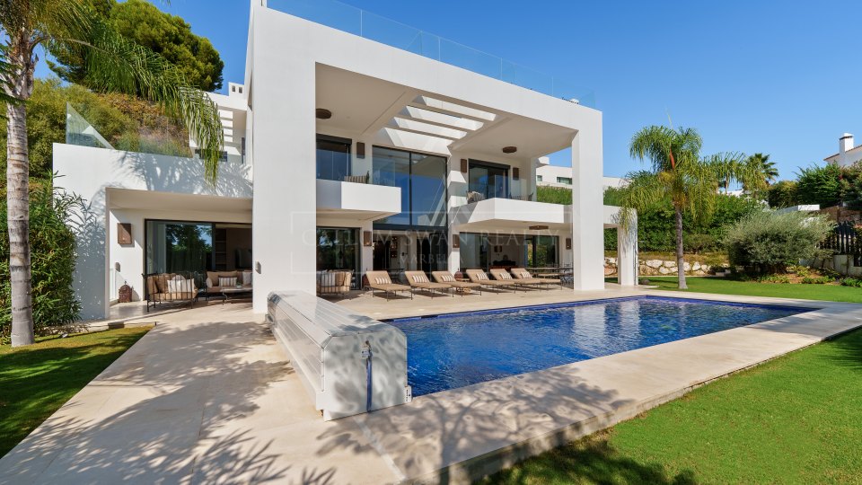 Nueva Andalucia, Contemporary Six-Bedroom Home in Marbella’s Golf Valley